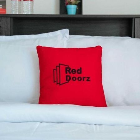 Reddoorz Plus @ Kaizen Suites Taft Avenue Manille Extérieur photo