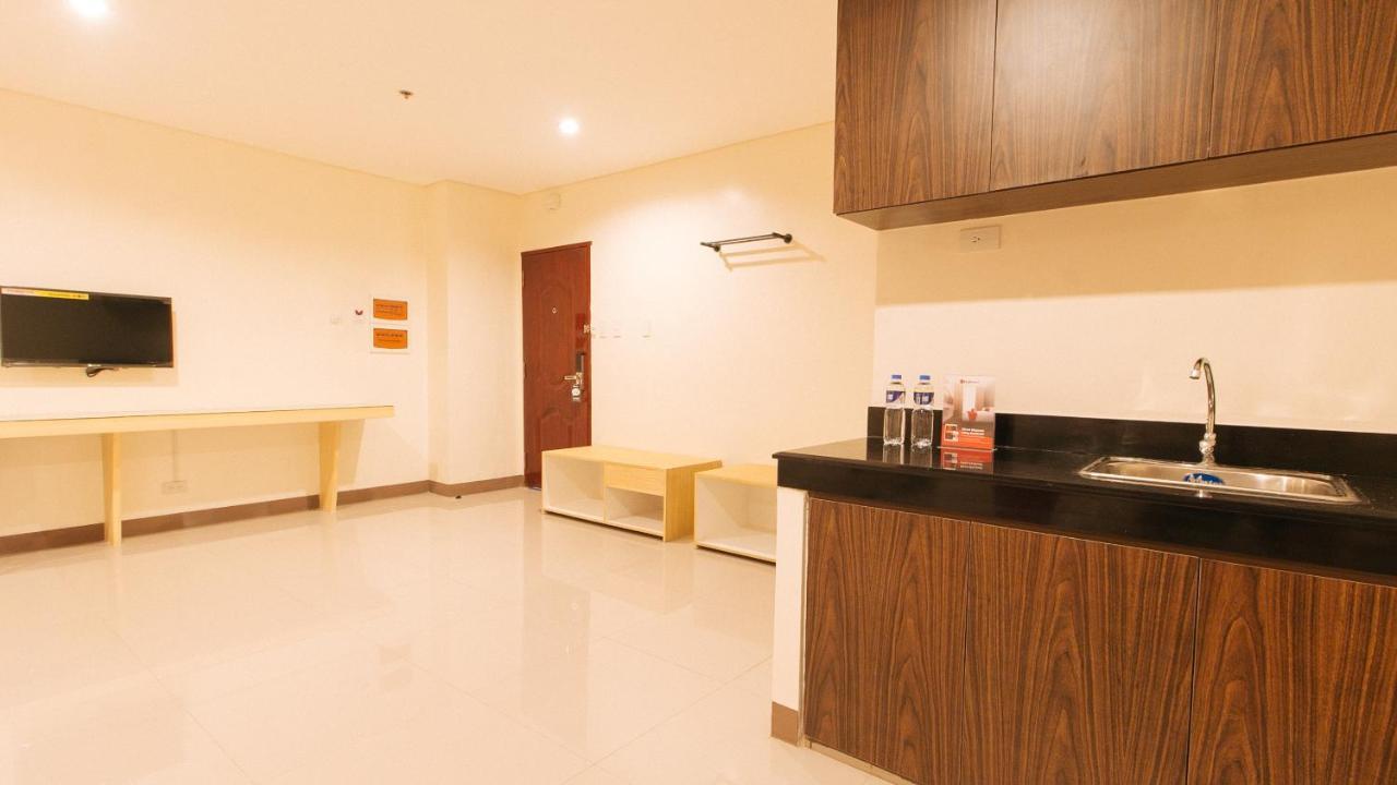 Reddoorz Plus @ Kaizen Suites Taft Avenue Manille Extérieur photo