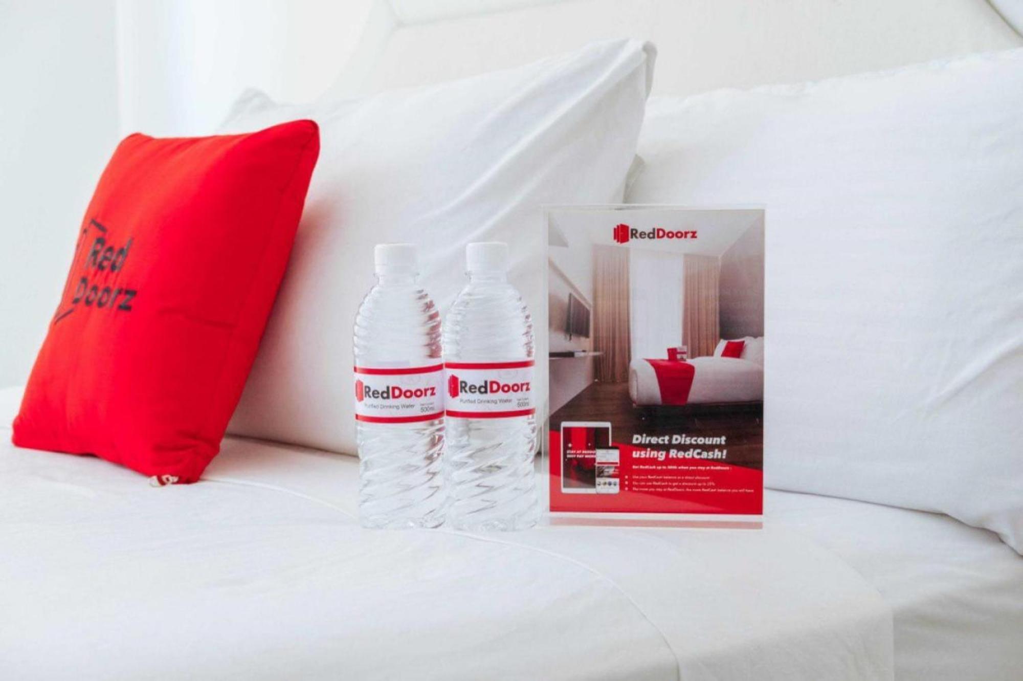 Reddoorz Plus @ Kaizen Suites Taft Avenue Manille Extérieur photo